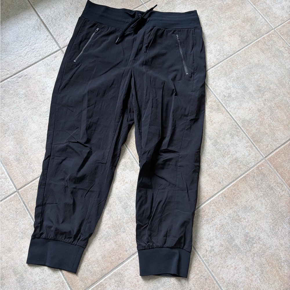 Athleta Black Trekkie North Jogger